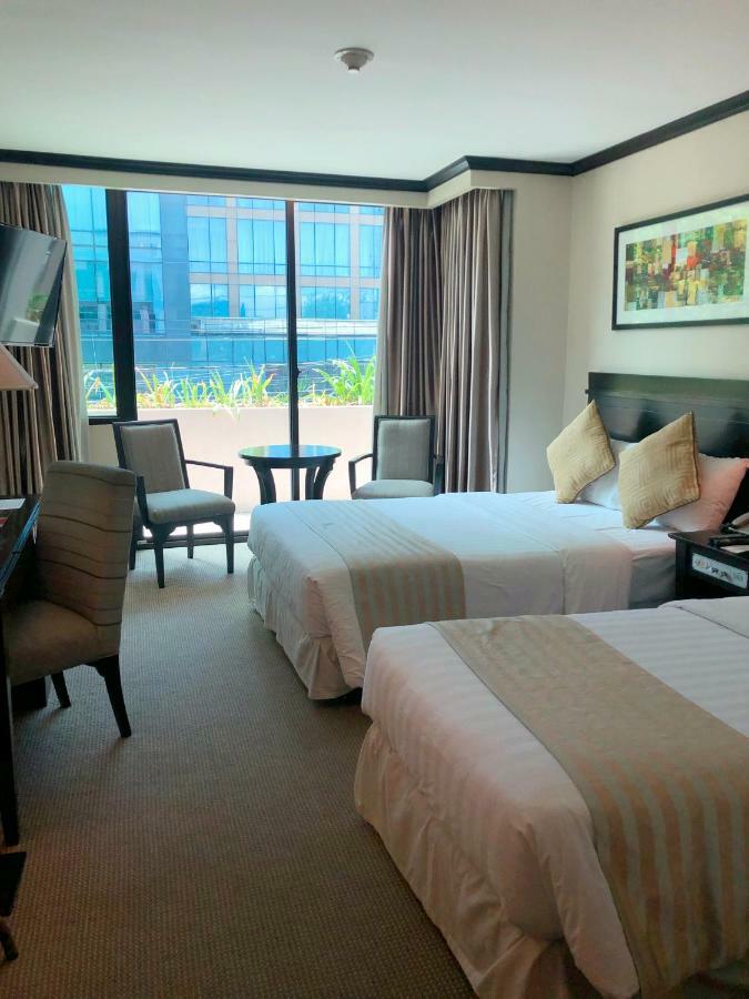 Tower Inn Makati Business Hotel Makati City Ngoại thất bức ảnh